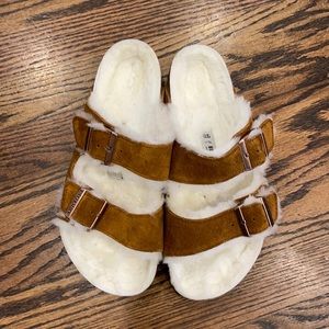 Shearling Birkenstock in Mink - Regular Width